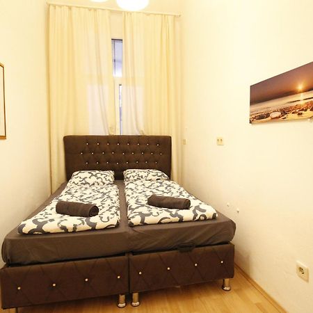 Comfortable Rooms Near Schonbrunn Palace Вена Экстерьер фото